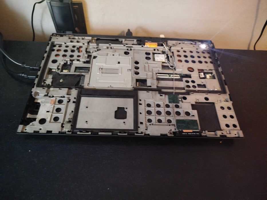 Ansamblu ThinkPad P15 i7, 32Gb, 500Gb SSD, video 4Gb