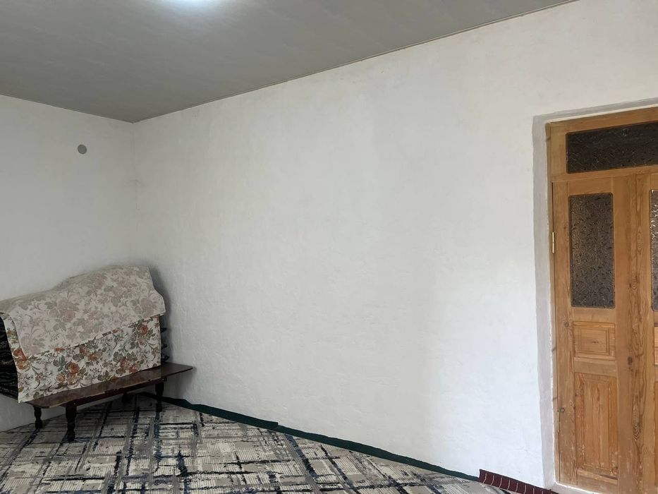 Tayyor uy joy sotiladi jixoz-ar bilan yashash uchun tayyor