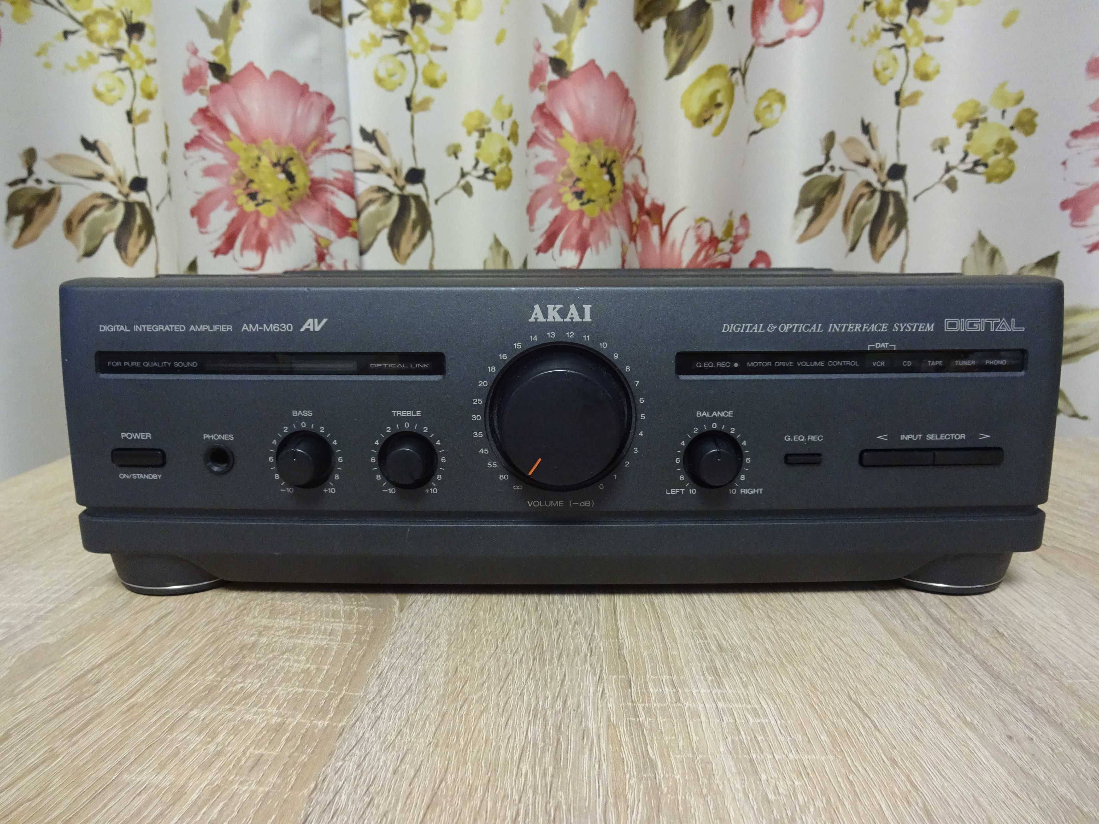 Amplificator Akai AM-M630