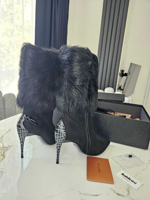 Чисто нови дамски ботуши Baldinini