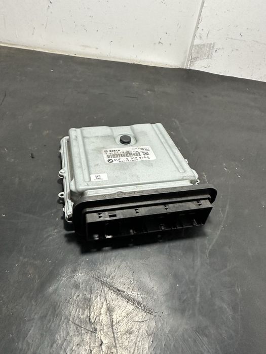 Calculator motor ECU BMW X5 E70 4.0 diesel 306cp 3.0 biturbo 8517016
