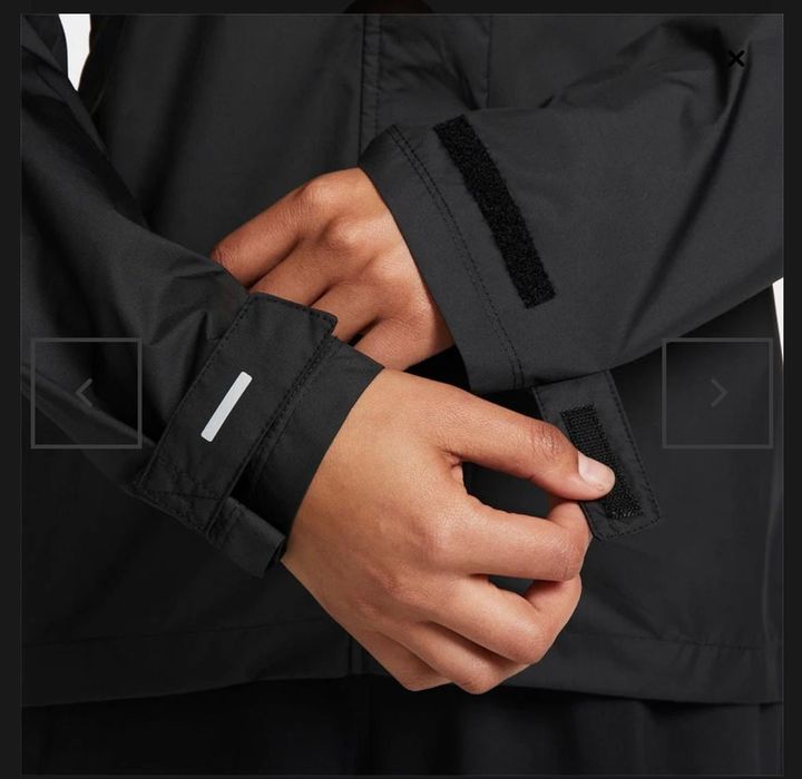 Дамско яке NIKE W NK FAST