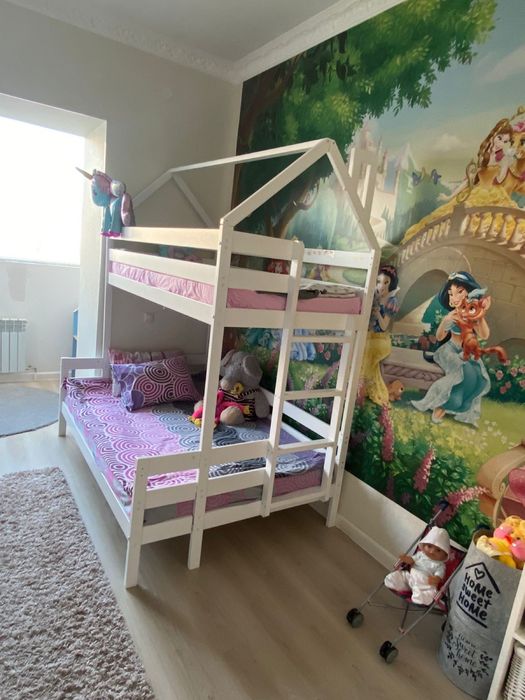 Двухъярусная детская кровать