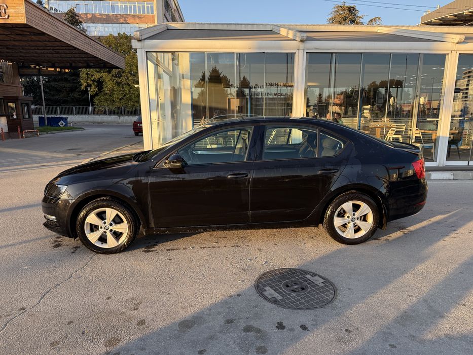 Шкода Октавия 2020