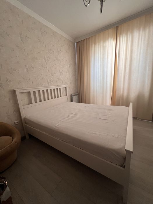 Кровать IKEA с матрасом