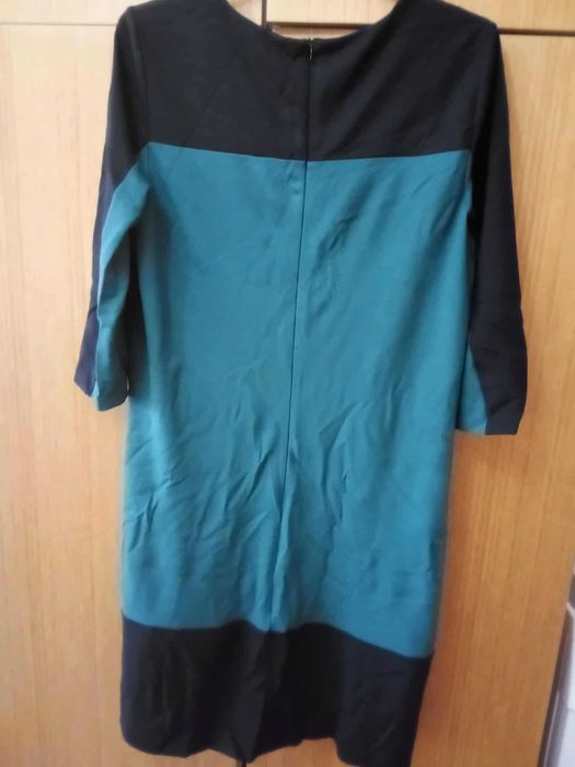 Вечерни рокли за банкет