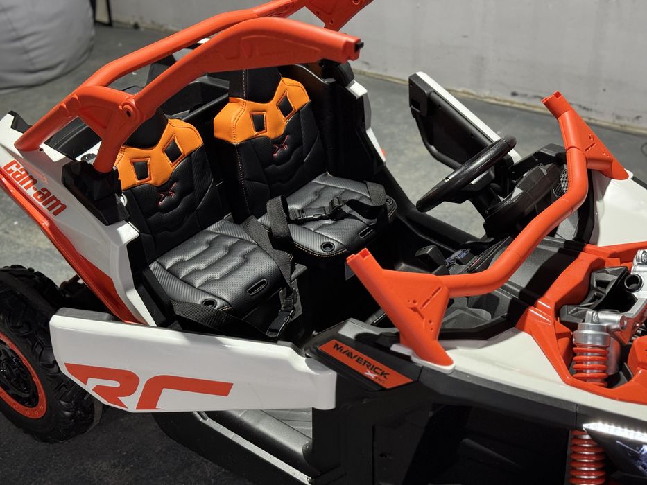 Vand masinuta electrica copii UTV buggy Can-Am 4x4 Maverick 2x 24V