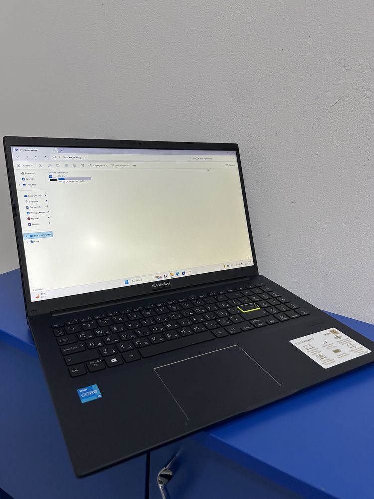 Продается Asus Vivobook Core I3-11