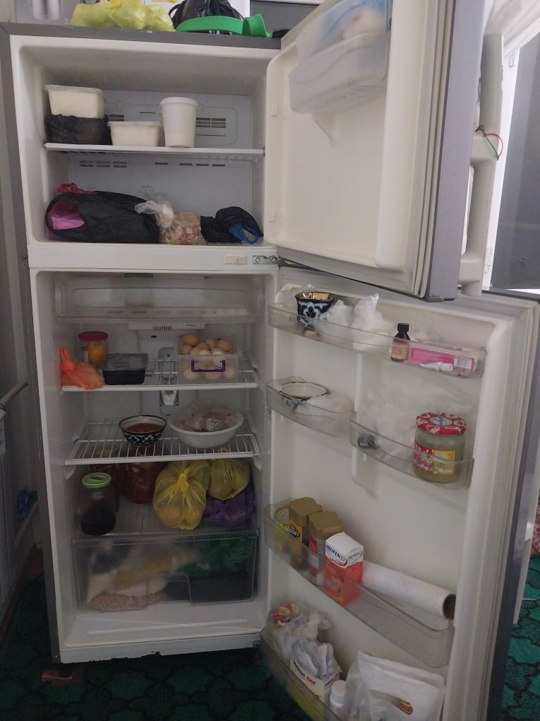 DAEWOO холодильник сотилади ишлаши чётко
