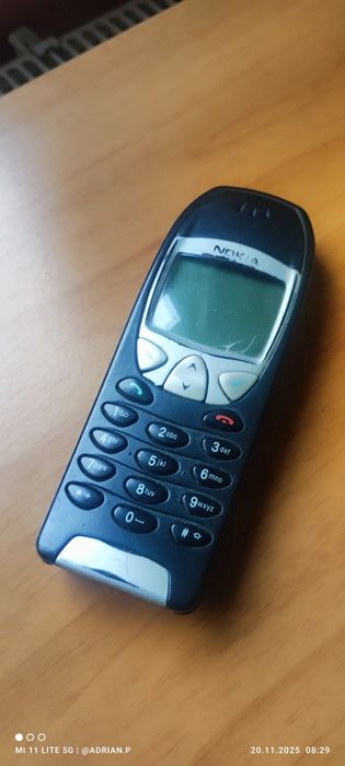 Telefon Nokia 6210
