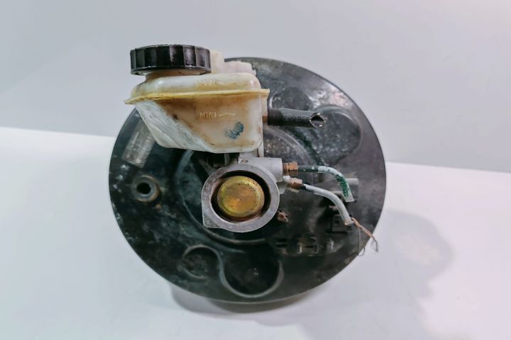 Tulumba Frana  cu pompa centrala 8200100229A Renault Laguna a 2-a gen