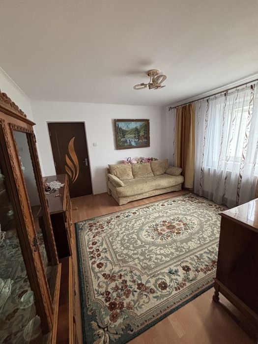 Vand apartament 3 camere , 56 m2 , zona spitalului judetean  Zalau