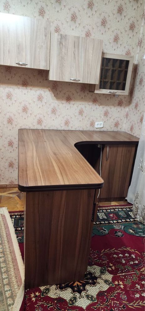 Холати янги,ишлатилмаган,кирилган,урилган жойи йук