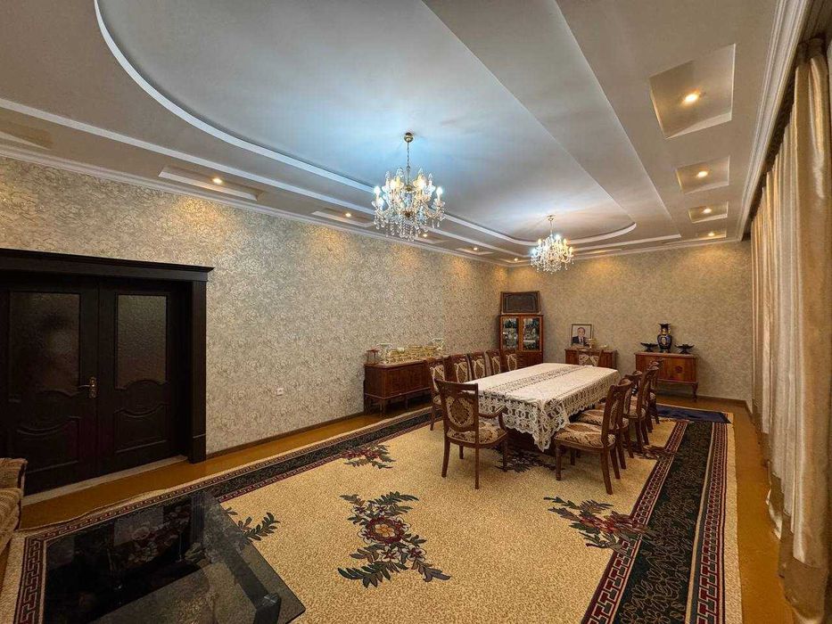V1825 Продается дом на улица янгиобод  460м2