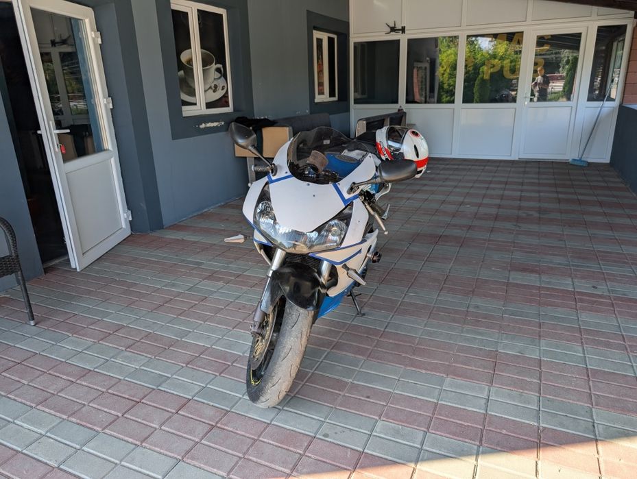 Honda CBR 954RR 2002 sau Schimb • Power Commander • GPR • 3500€