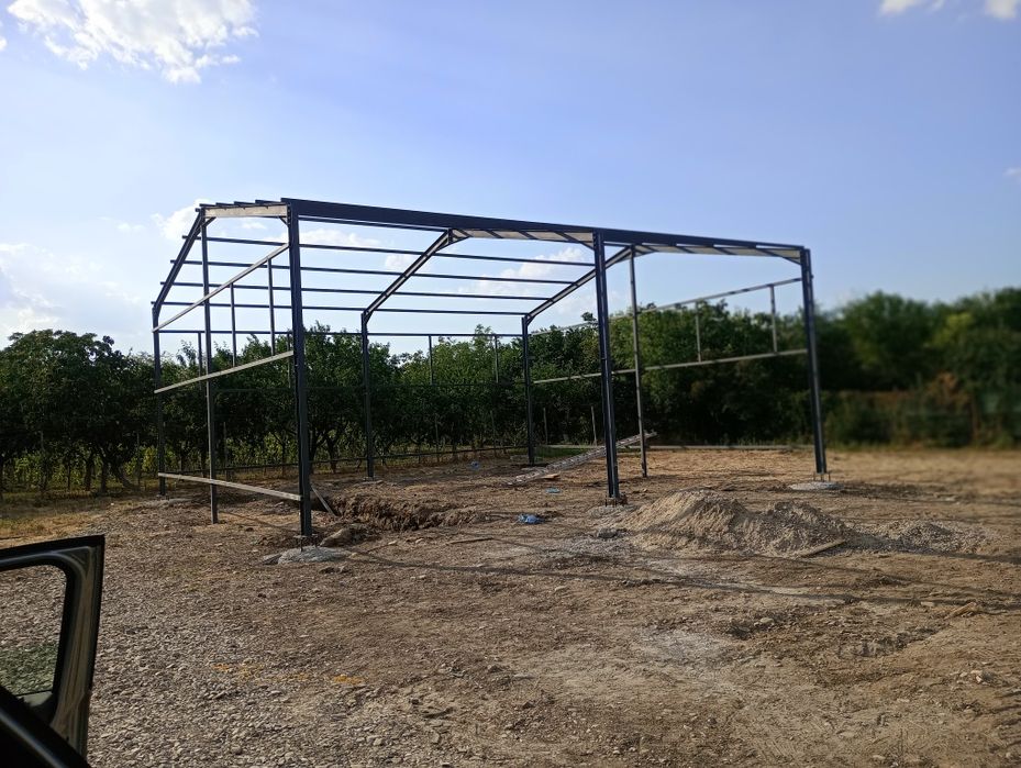 vand hala metalica 11 m latime 15 metri lundime 4 metri inaltime compu