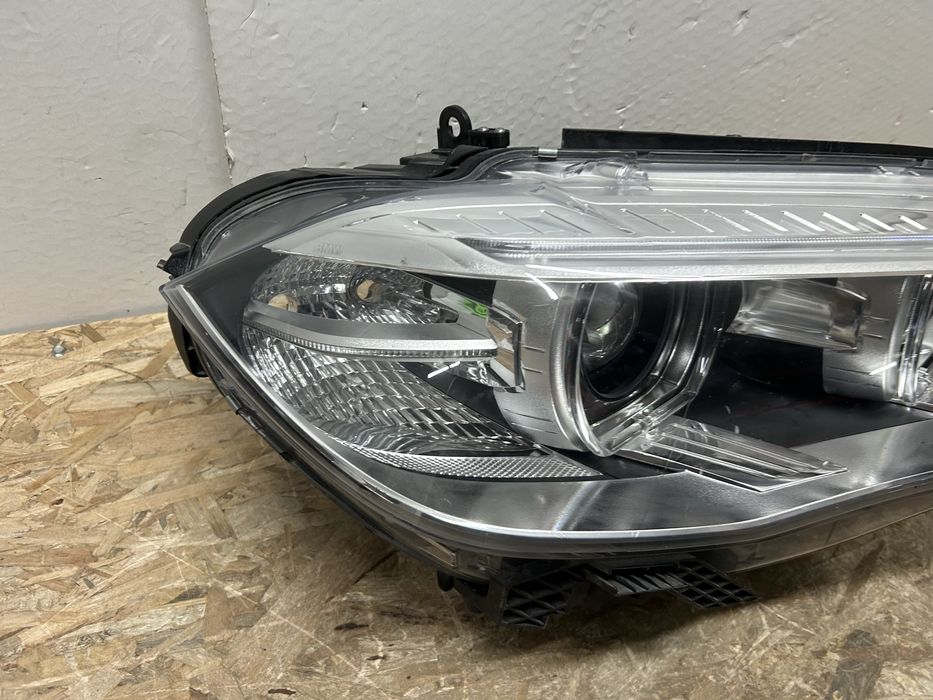 Far faruri bmw X5 F15 X6 F16 bi xenon adaptiv dreapta 2014-2018