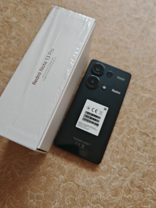 Продавам Redmi note 13 pro