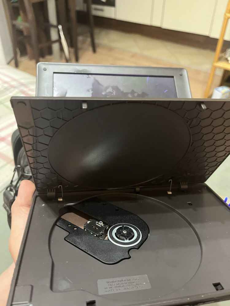 Портабилен DVD/CD Player