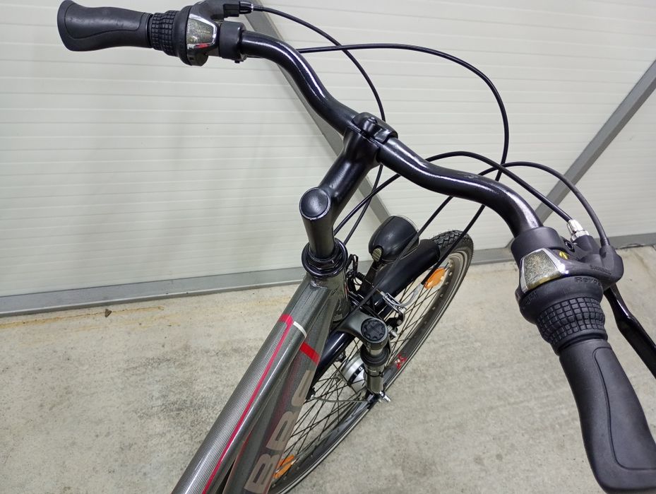 Vând bicicletă bărbați BBF,roți 28,cu 21 vit,stare f buna !