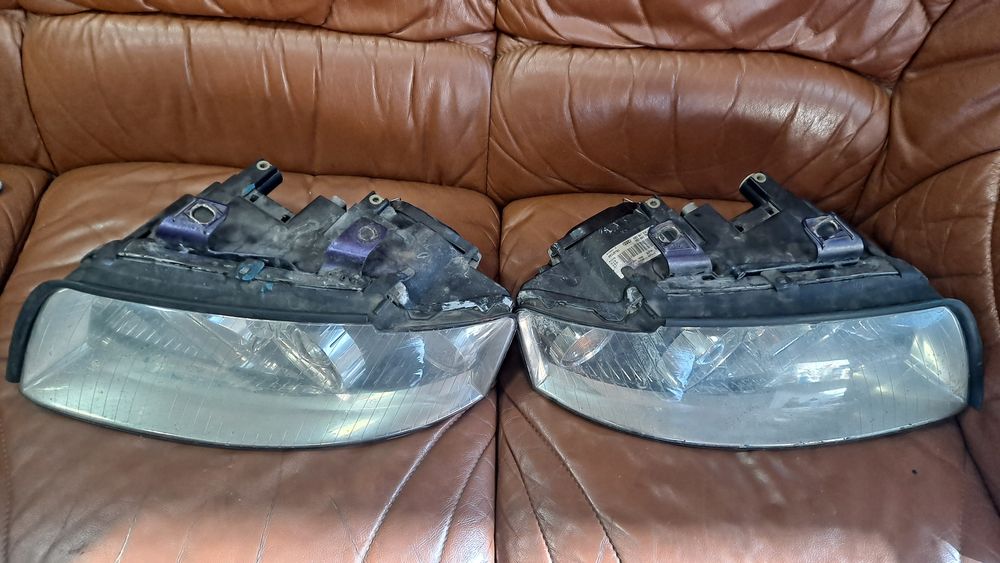 SET Faruri Audi A4 B6 Valeo Xenon D2S complete