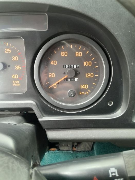 isuzu 10 tn kampyuter gaz 10 ta 100 talik Balon 900 km yuradi