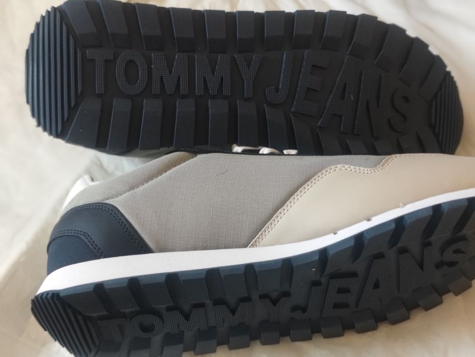 Adidasi  / Sneakers Tommy Jeans Noi