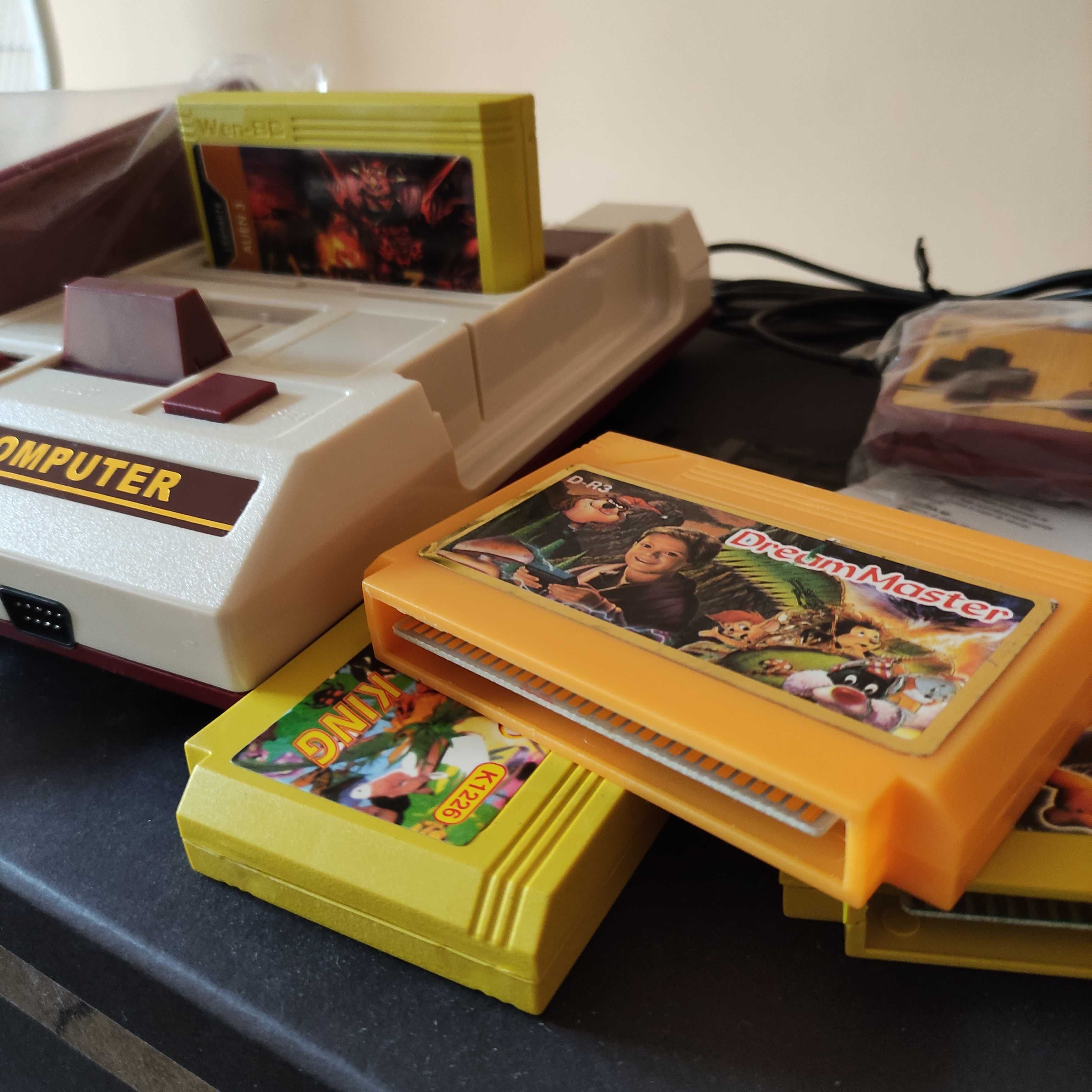 Lehuai Famicom NES конзола с 2000 вградени 8-бит игри