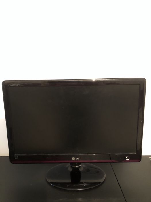 Monitor LG Flatron in stare foarte buna