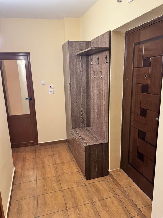 Дава се под наем Тристаен апартамент в Стара Загора, Център - 65 кв.м за 331.5 € - Снимка #16