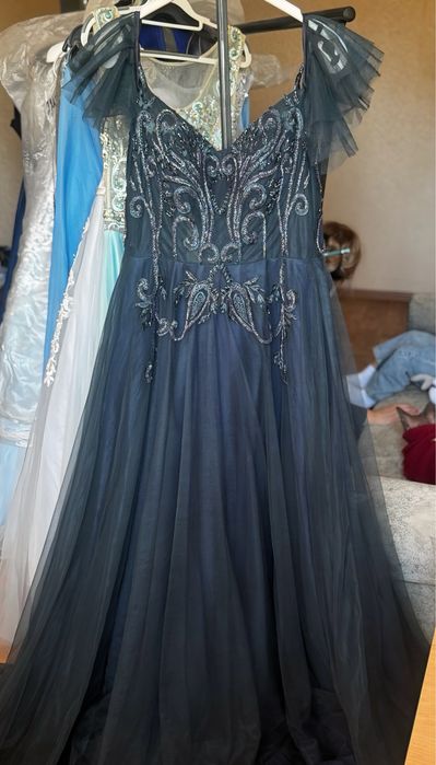 Продам платья.В хорошем состоянии.