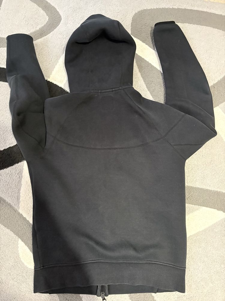 Nike Sportswear Tech Fleece анцуг