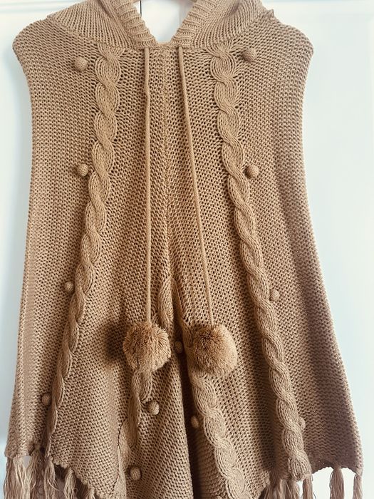 Capa / bolero / pancho / pulover , maro , masura S / M