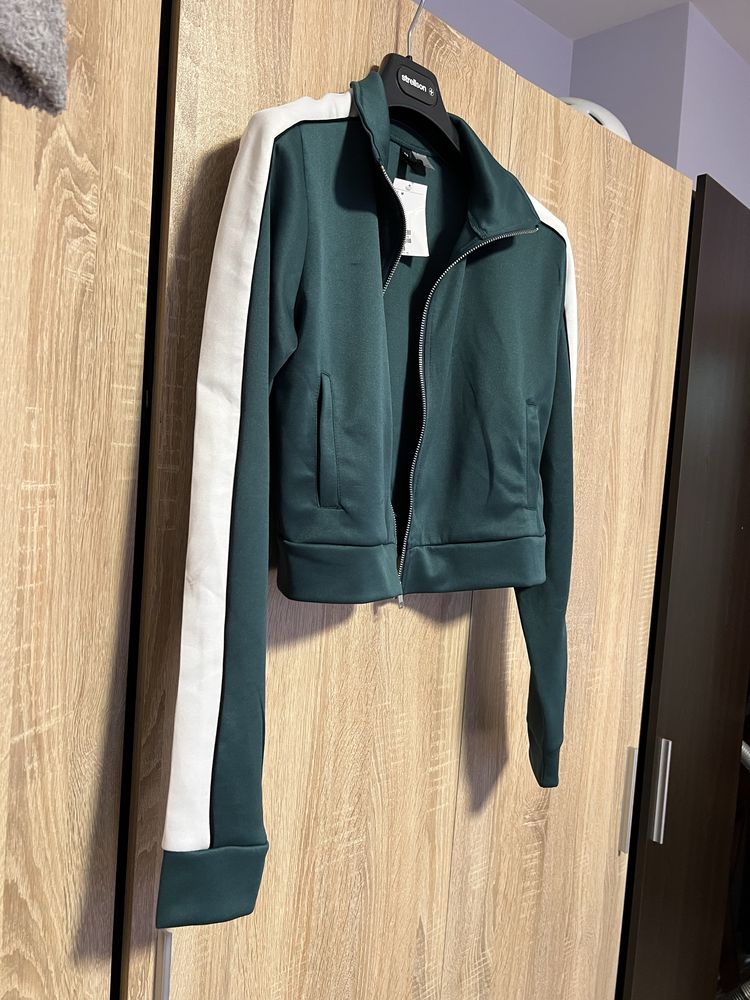 Горнище H&M!! Ново!!!