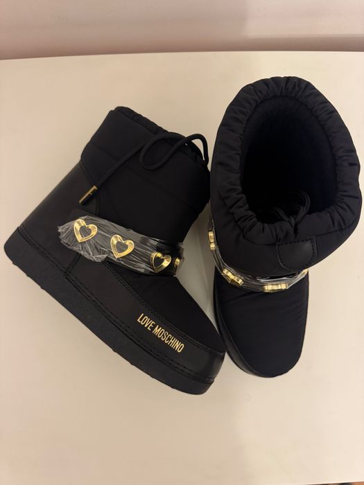 Апрески Love Moschino