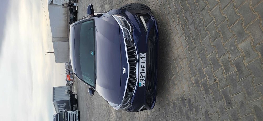 Продам машину KIA