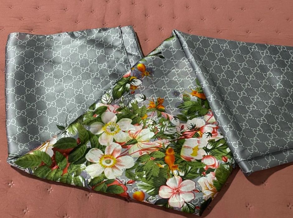 GUCCI дамски копринен шал