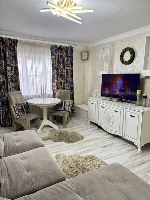 PF. Vând Ap.2 cam. Decomandat