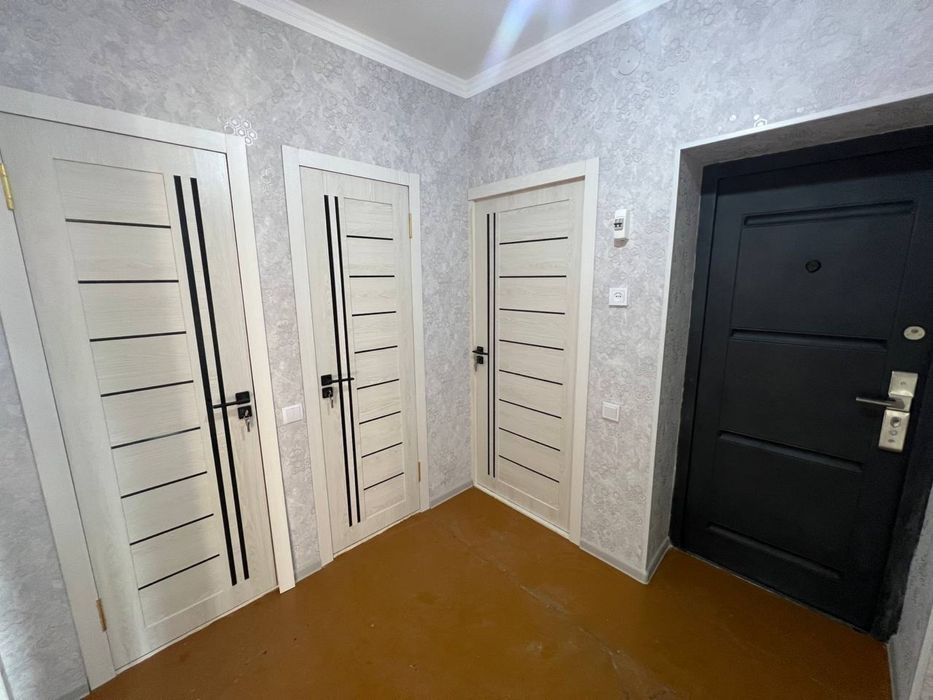 Дом сотилади Газаправод домлари 2 -этаж,3хонали