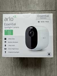 Arlo Essential Spotlight camera fara fir , ca noua, wireless, lumina