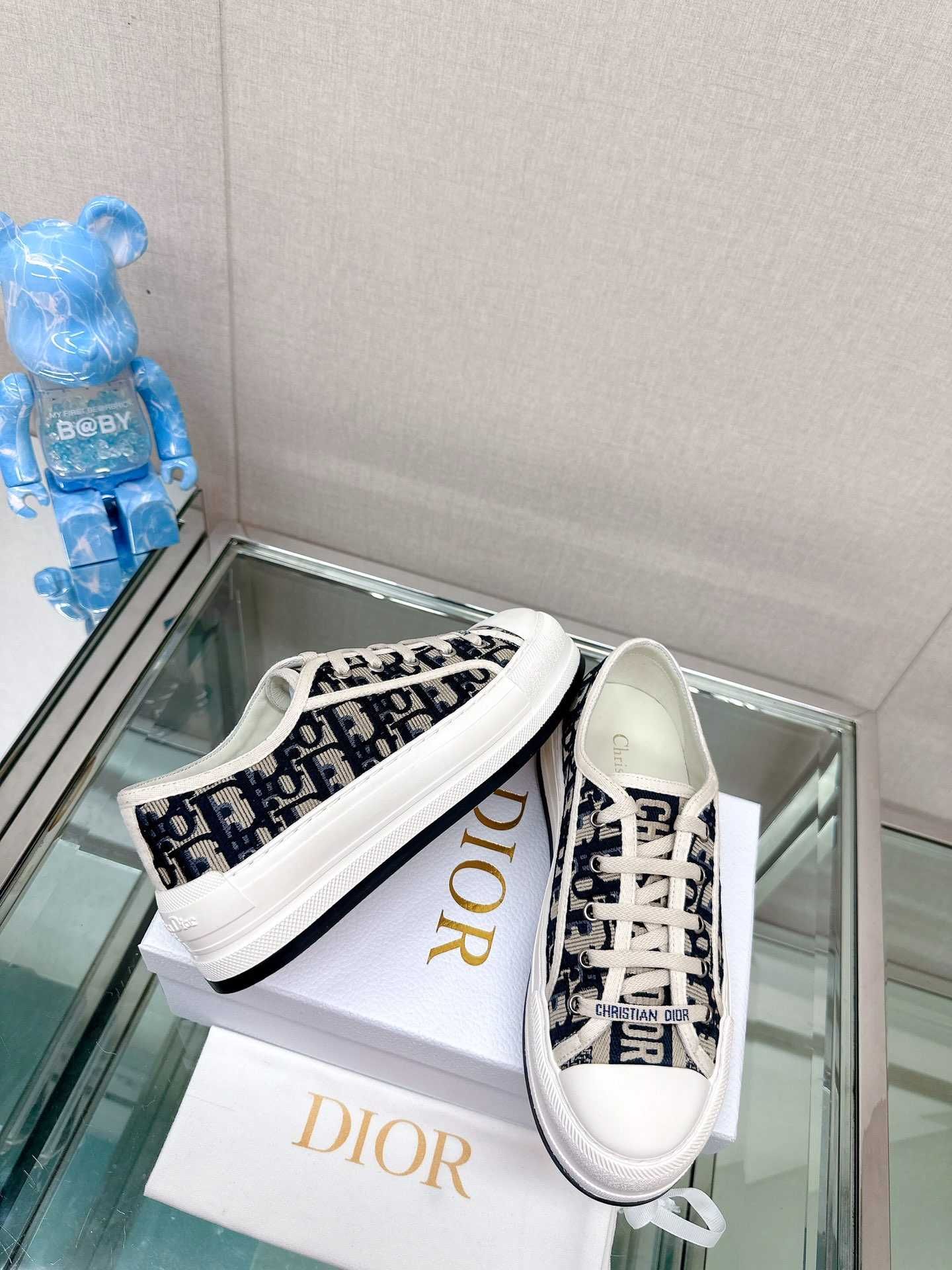 Tenesi Christian Dior Walk'n'Dior Platform - embroidered/marimi 37-39