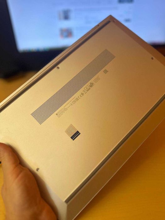 Laptop HP EliteBook 845 G7 Ryzen 5 Pro 4650U 14" FullHD 16GB 256GB SSD