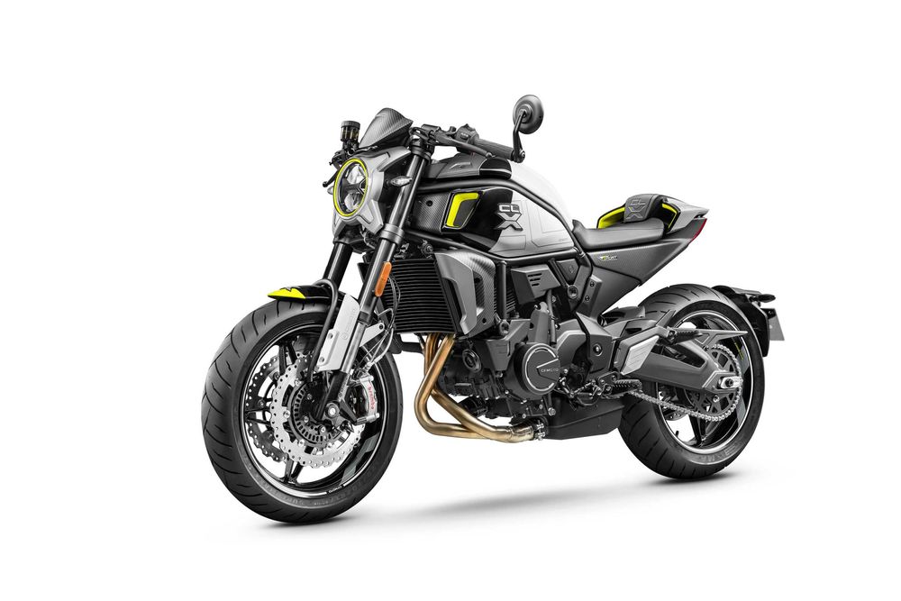 Новый спортивный городской байк CFMOTO 700CL-X SPORT