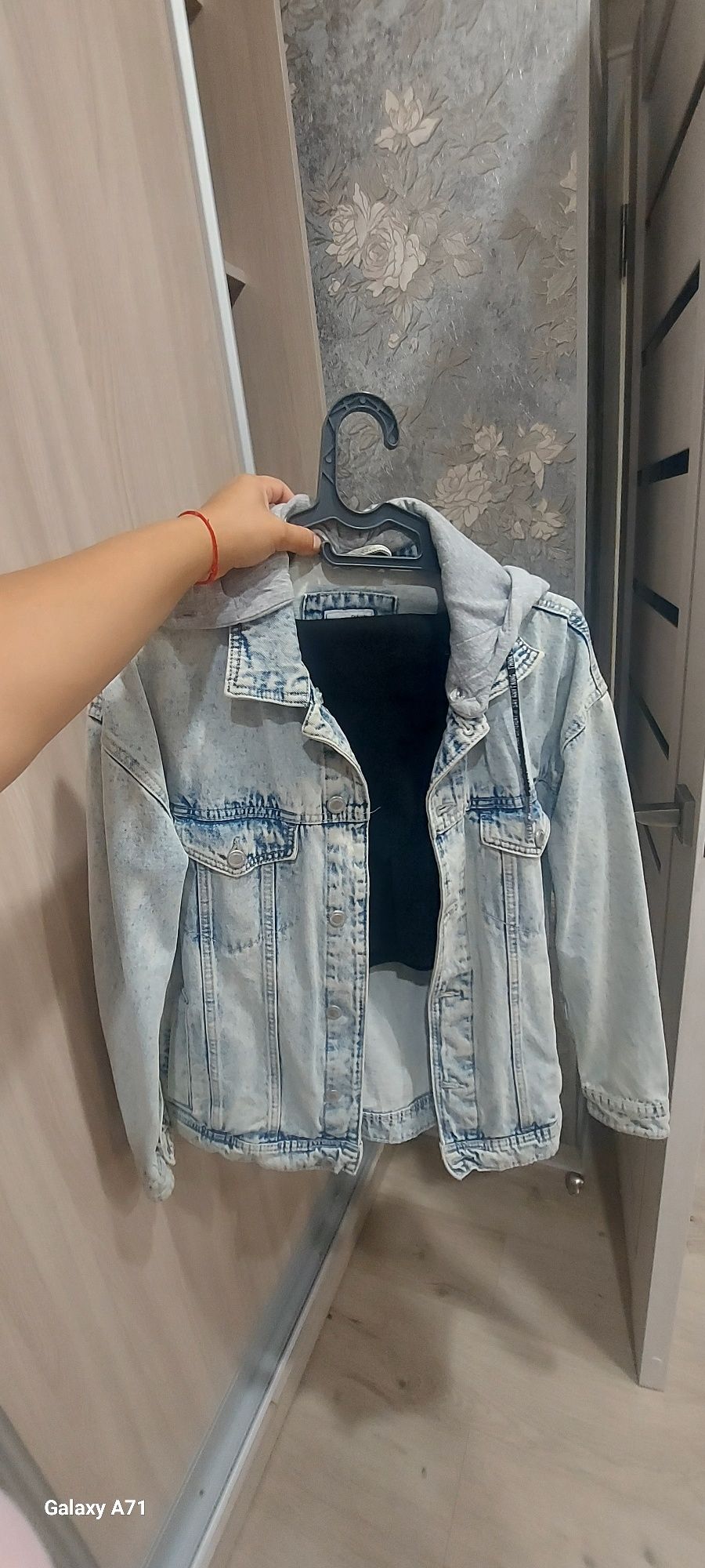 Продам женскую одежду и туфли