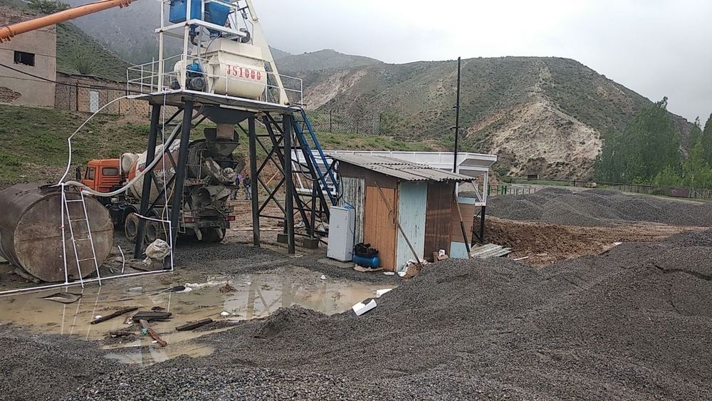 Битон завод апарат сотилади 60 губ соатига ишалаб чикаради