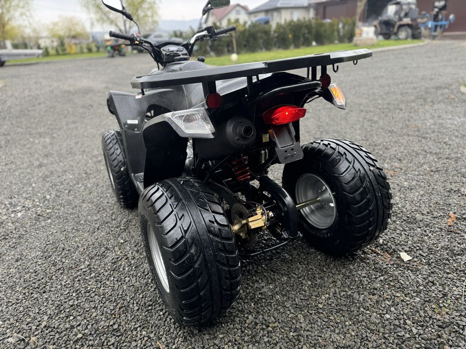 Atv e ton Daelim 250 / automat / recent adus