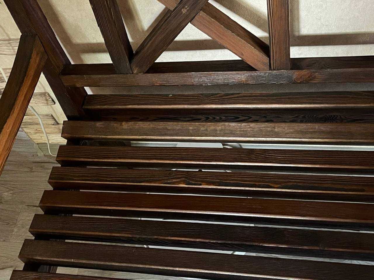 Продаются 2 скамейки в сад, во двор, на балкон