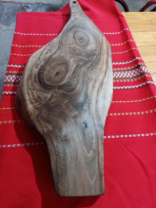 Дъска за мезета от орех