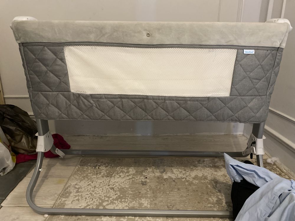 Кроватка для новорожденых