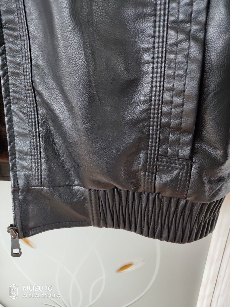 Куртки из кожзам на меху искусственном, новые, 50 и 56  размер, торг.